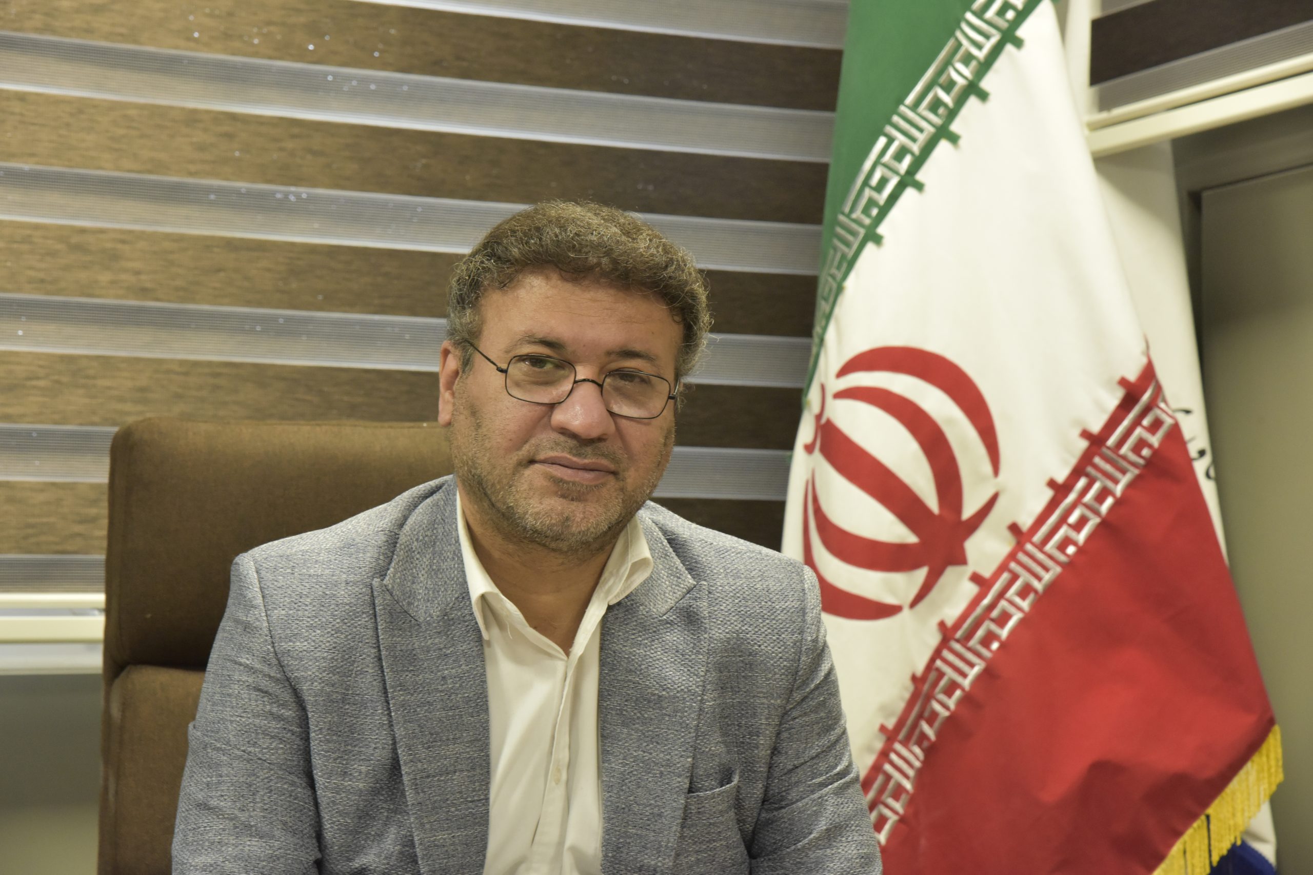 عکس اقای حی شاد با کیفیت